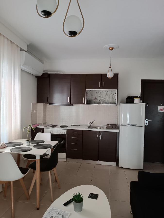 3 Min From Central Station No2 Private Free Parking Thessaloniki Exterior photo